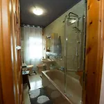 Elegant Near Villa-nabian With Shared Pool Apartman