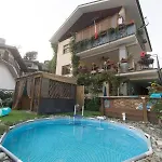 Apartman Elegant Near Villa-nabian With Shared Pool Challand Saint Victor