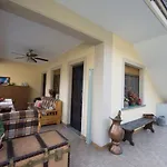Elegant Near Villa-nabian With Shared Pool Apartman