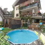 Elegant Near Villa-nabian With Shared Pool Challand Saint Victor