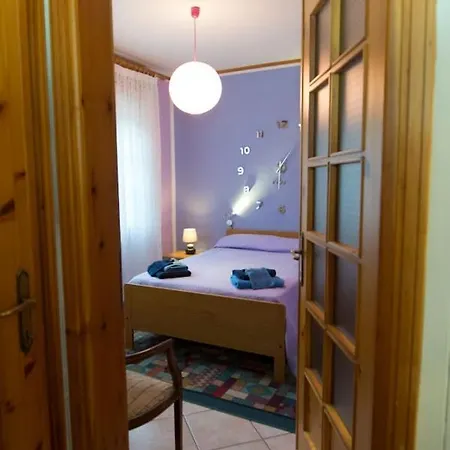 Elegant Near Villa-nabian With Shared Pool דירה