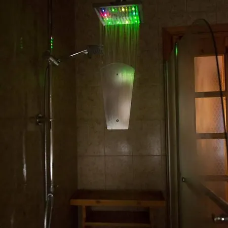 Elegant Near Villa-nabian With Shared Pool Daire *