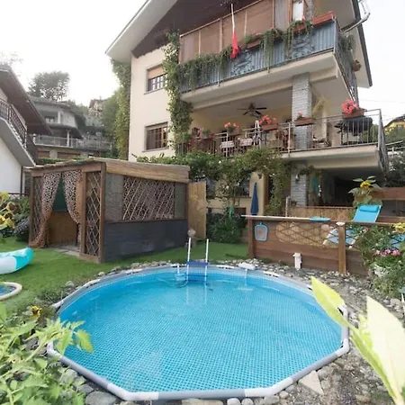 Elegant Near Villa-nabian With Shared Pool Challand Saint Victor