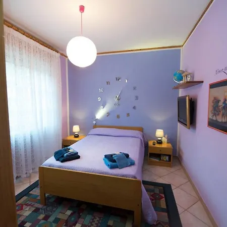 Lejlighed Elegant Near Villa-nabian With Shared Pool Challand Saint Victor
