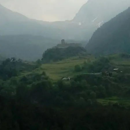 Elegant Near Villa-nabian With Shared Pool Daire