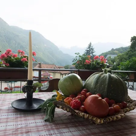 Apartman Elegant Near Villa-nabian With Shared Pool Challand Saint Victor