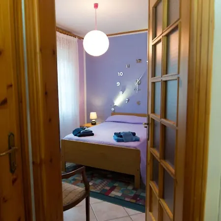 Elegant Near Villa-nabian With Shared Pool Challand Saint Victor