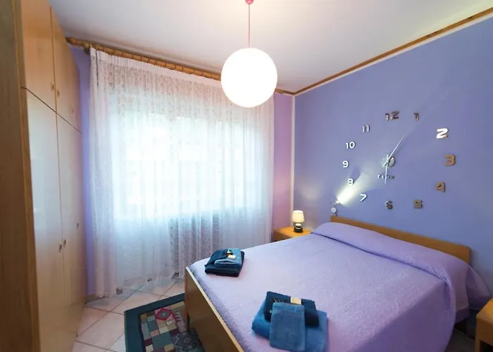 Daire Elegant Near Villa-nabian With Shared Pool Challand Saint Victor